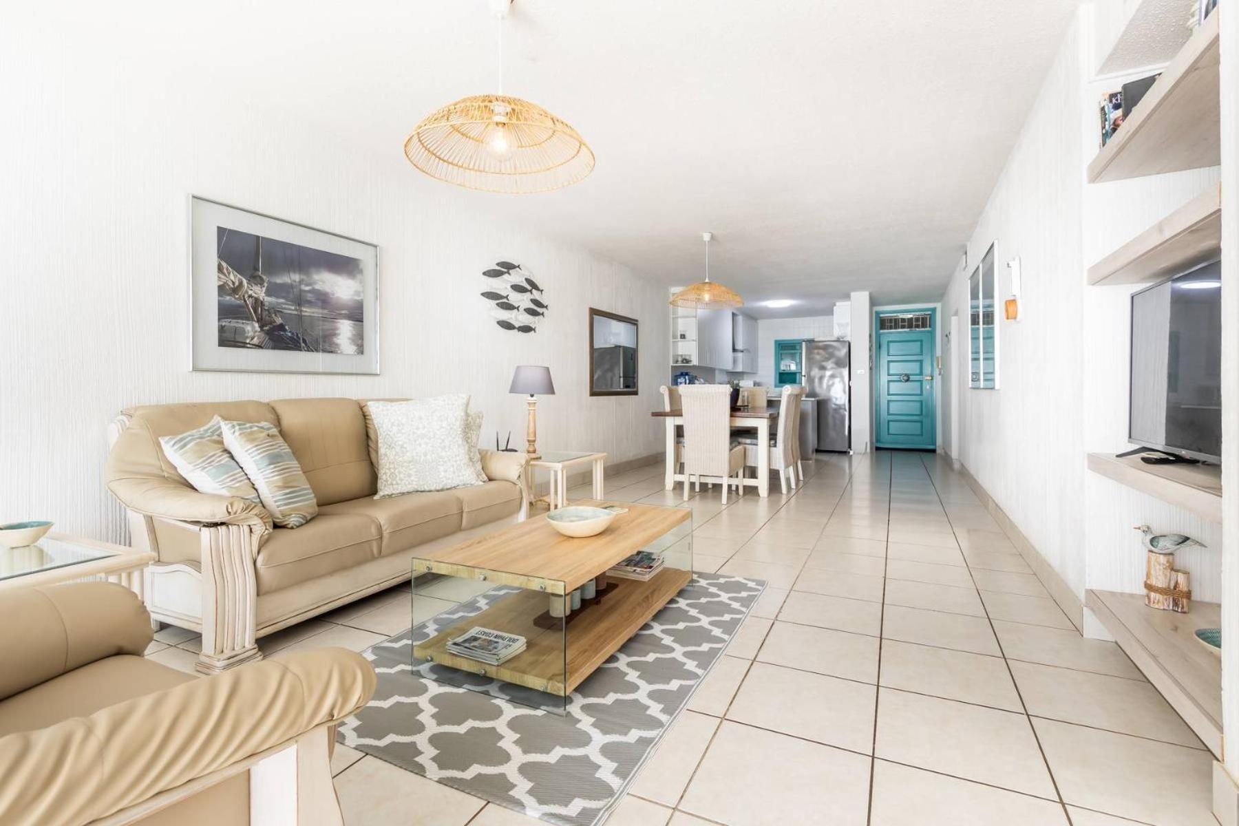 2 Skiathos Apartment Ballito